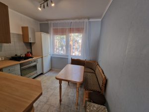 Pārdod 3 istabu dzīvokli Skultē, priežu meža ielokā — foto 31
